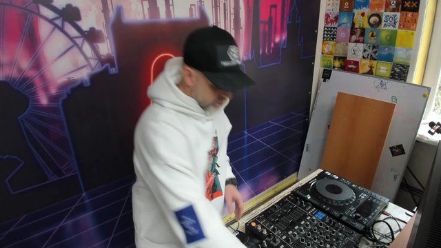 Живые игры 13.10.2025